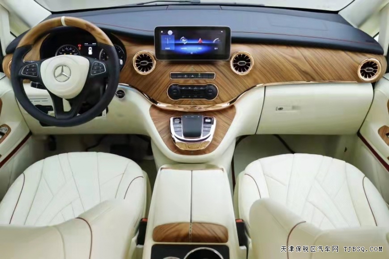 微信图片_20211115132430.jpg 奔驰威霆 升级高顶双门豪华商务车