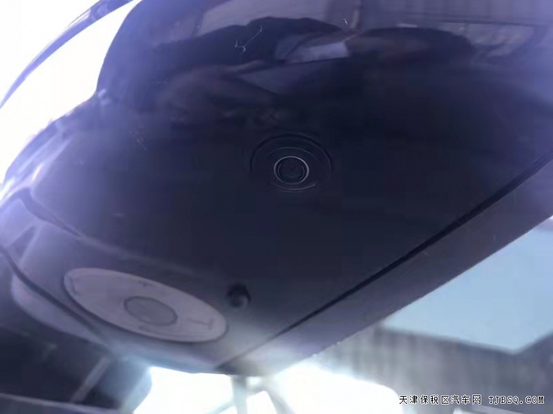 21款路虎揽胜行政Vogue加长 国六清仓钜惠酬宾