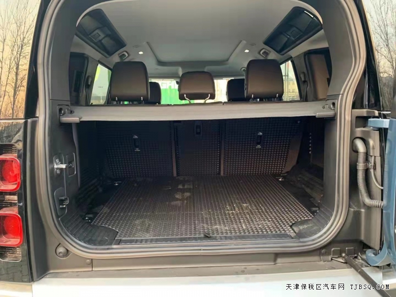 路虎卫士 110 四门 天津港现车大幅降价