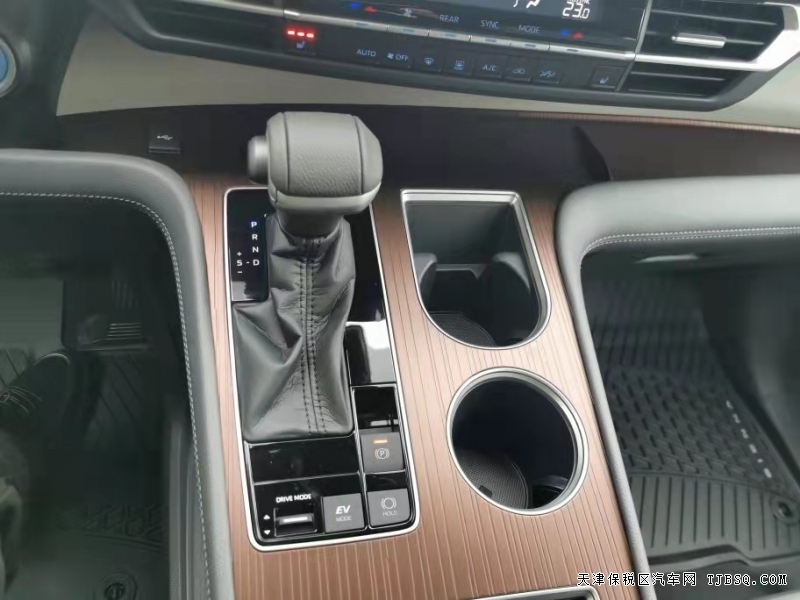 21款丰田塞纳2.5L四驱XLE  现车手续齐抢购中