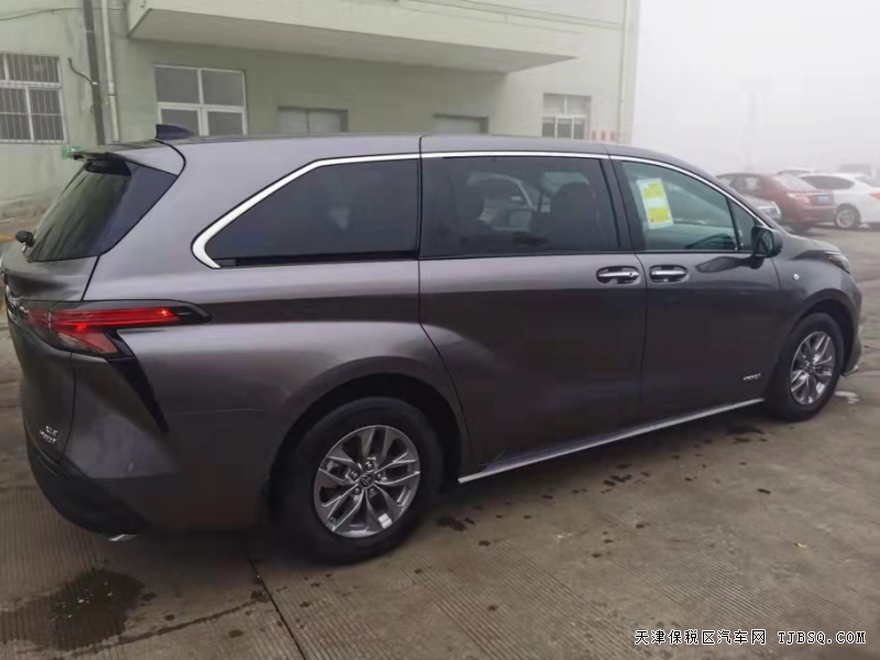 21款丰田塞纳2.5L四驱XLE  现车手续齐抢购中