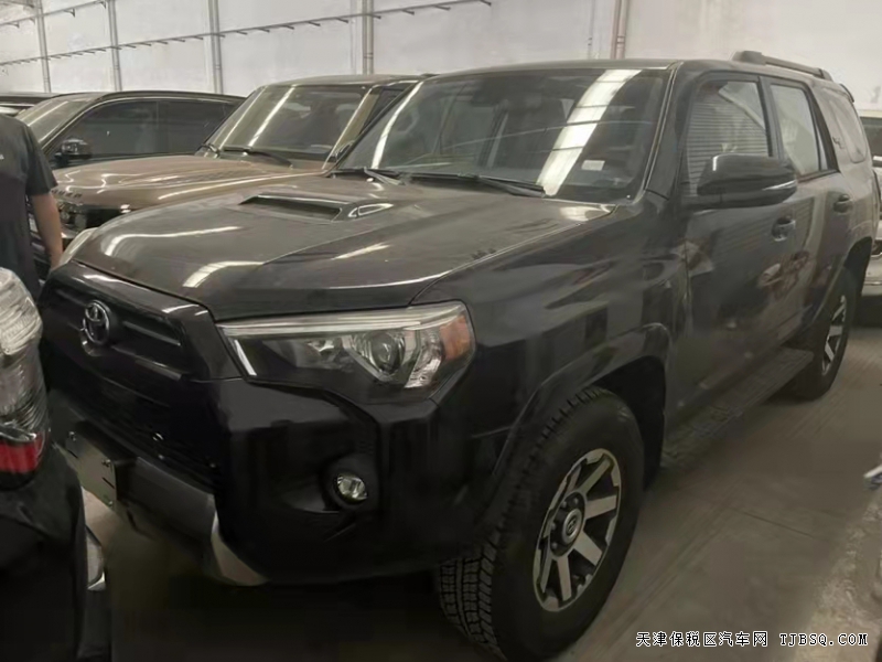 21款丰田超霸TRD越野版  现车抄底价钜惠
