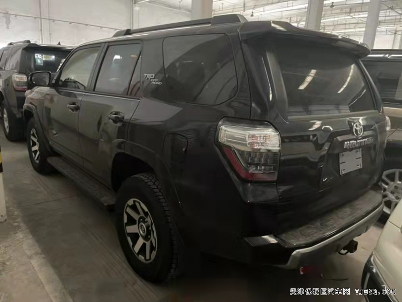 21款丰田超霸TRD越野版  现车抄底价钜惠