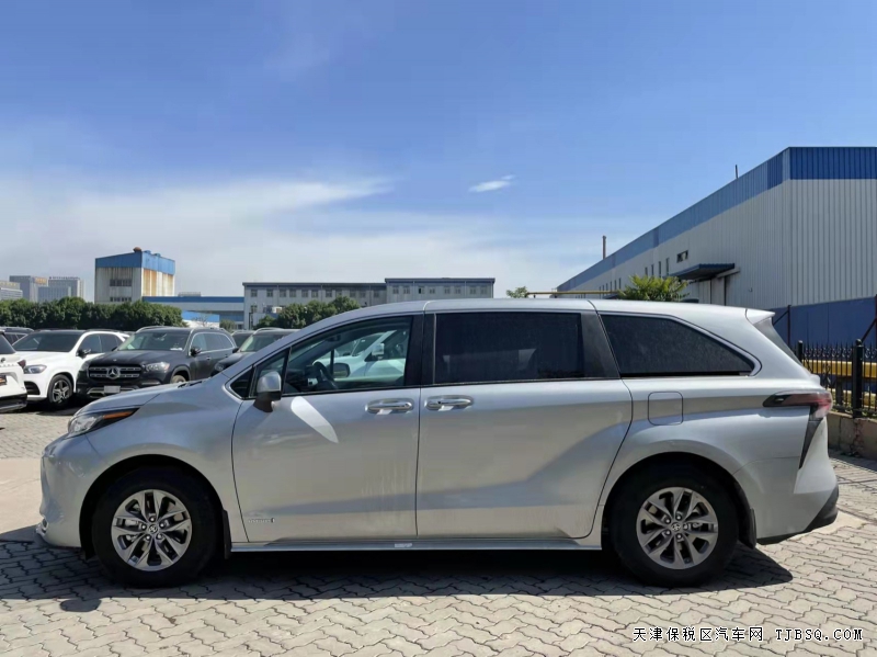 21款丰田塞纳四驱 XLE 十一月港口裸利出售
