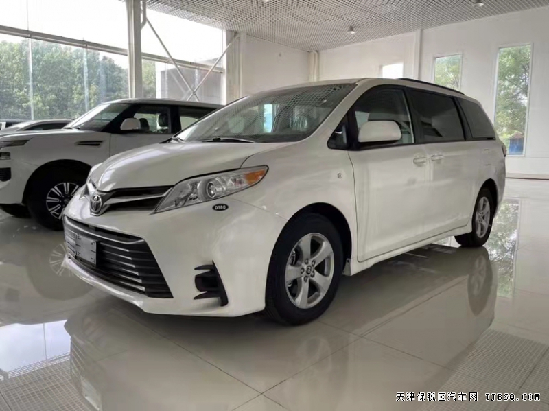 墨版丰田塞纳3.5L两驱LE 8座  天津港现车47万秒杀