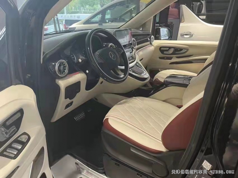 微信图片_20211122144540.jpg 2021款奔驰威霆改装七座商务车 现车优惠多少钱