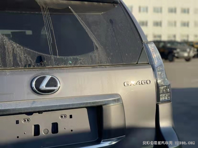 21款 雷克萨斯GX460 战斗灰霸气十足