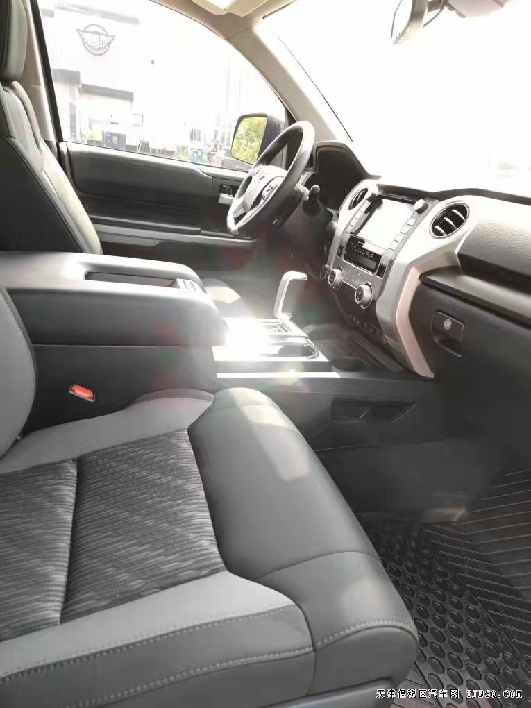 20款丰田坦途5.7 TRD越野版  年终降价钜惠