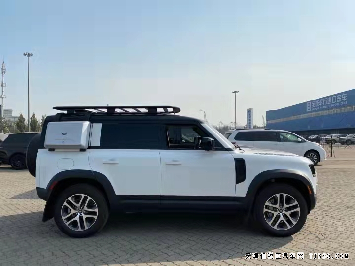 20款路虎 卫士 110   四门 3.0T SE强势来袭  
