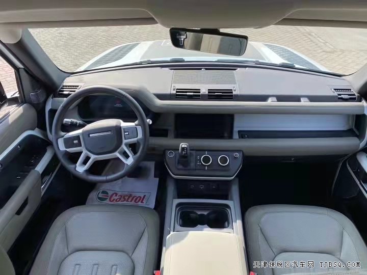 20款路虎 卫士 110   四门 3.0T SE强势来袭  