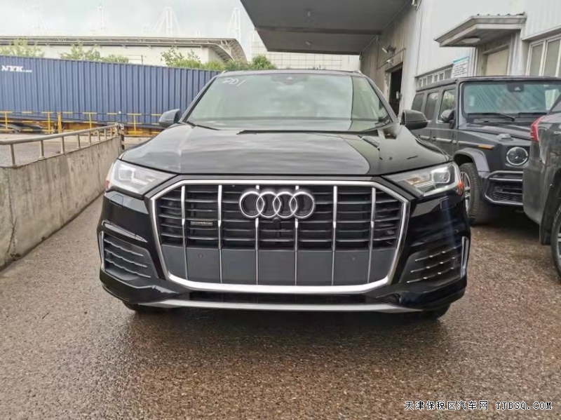 21款加版奥迪Q7   特惠价格就这几台清仓价