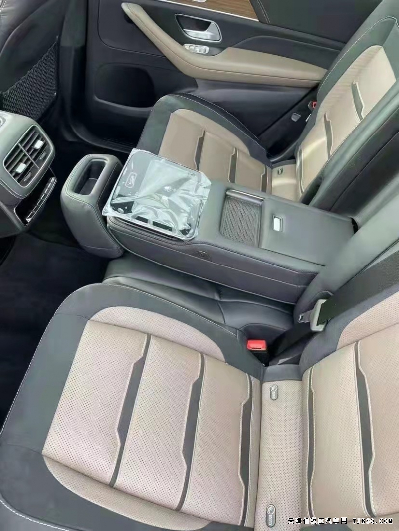 微信图片_20211125153947.jpg 21款 奔驰GLS63 顶级豪华越野 港口钜惠