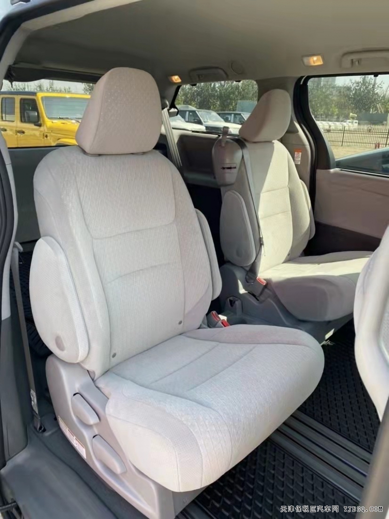 20款丰田塞纳3.5L两驱  年底酬宾47万秒售