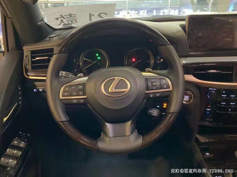 21款雷克萨斯LX570 黑曜版  天津港大幅度降价