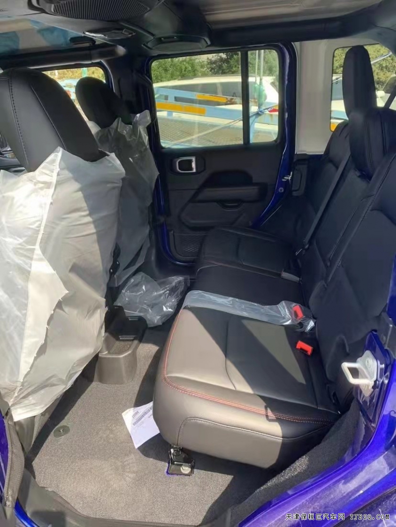 吉普牧马人四门硬顶罗宾汉  越野终极利器