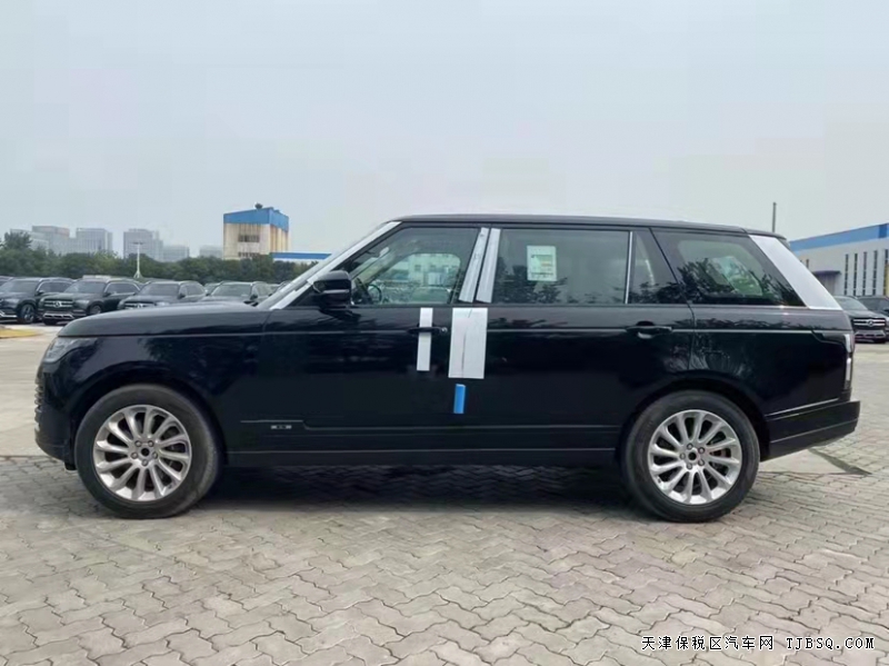 路虎揽胜行政3.0T P360 汽油 Vogue 加长版  现车年底大促