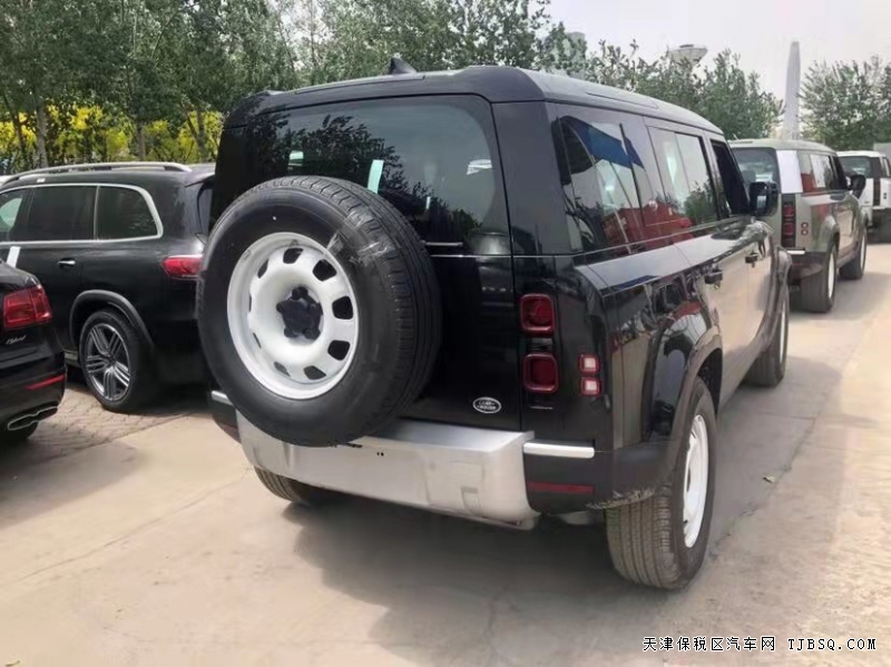 21款路虎卫士110 四门 2.0T   国六实惠价格裸售