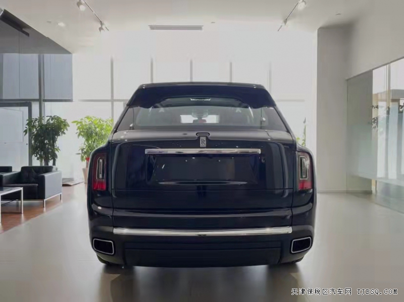 21款库里南四座版  中规版最新报价