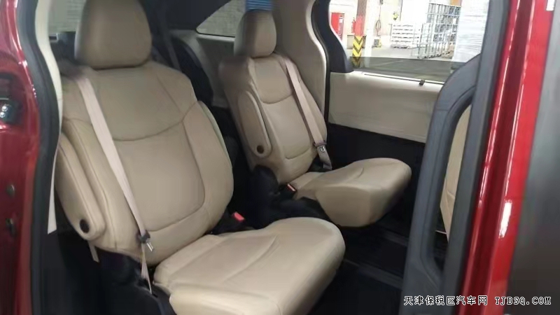 21款塞纳 2.5 油电混合 两驱 XLE真皮​  港口优惠来袭