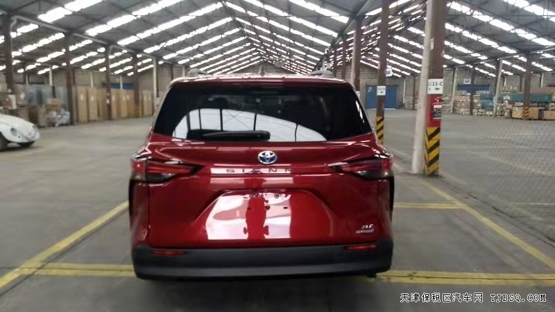 21款塞纳 2.5 油电混合 两驱 XLE真皮​  港口优惠来袭