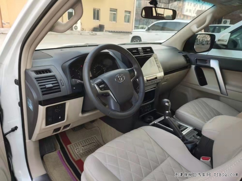 20款丰田霸道4000 GXR迪拜版  港口钜惠酬宾