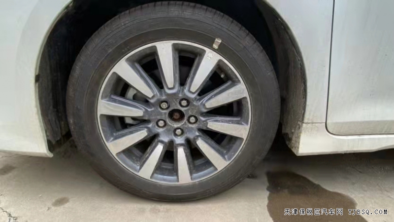 丰田塞纳3.5L油电混合动力 现车大幅度降价