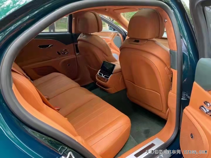 2021款宾利飞驰  4.0T V8   现车钜惠让利销售