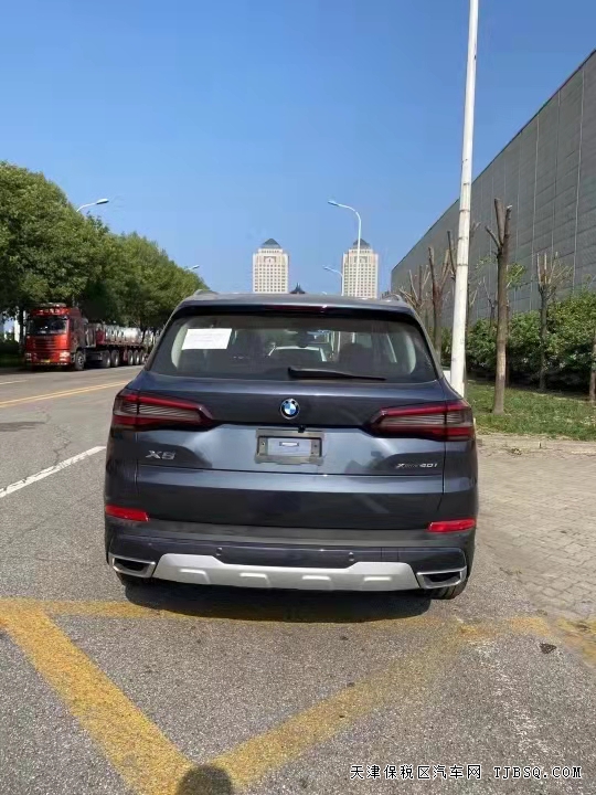 21款宝马X5  3.0T  进口现车 亲情价74万