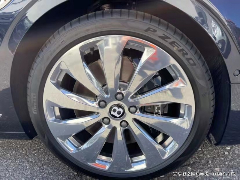 21款宾利飞驰 4.0T 五座   天津港酬宾特惠