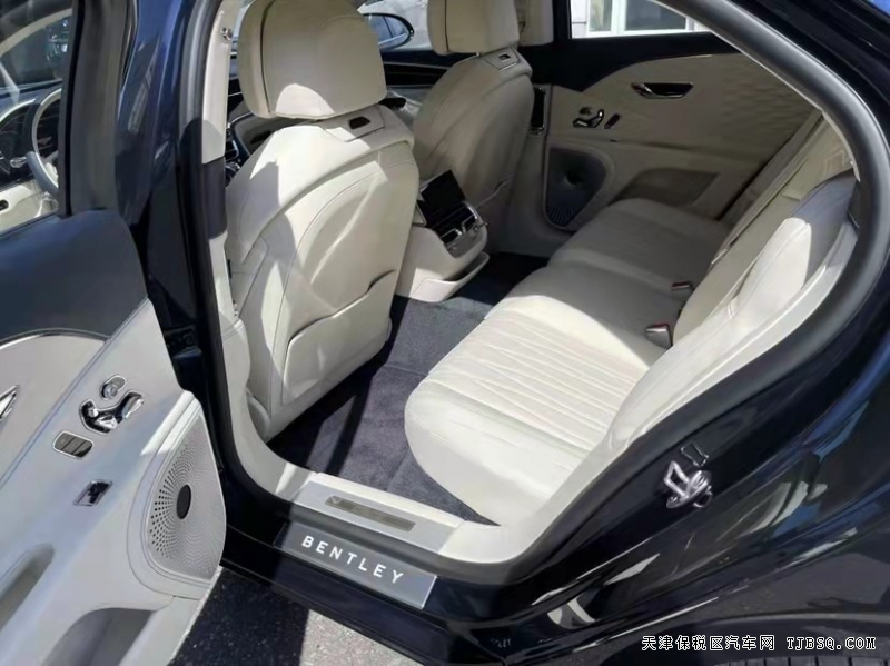 21款宾利飞驰 4.0T 五座   天津港酬宾特惠