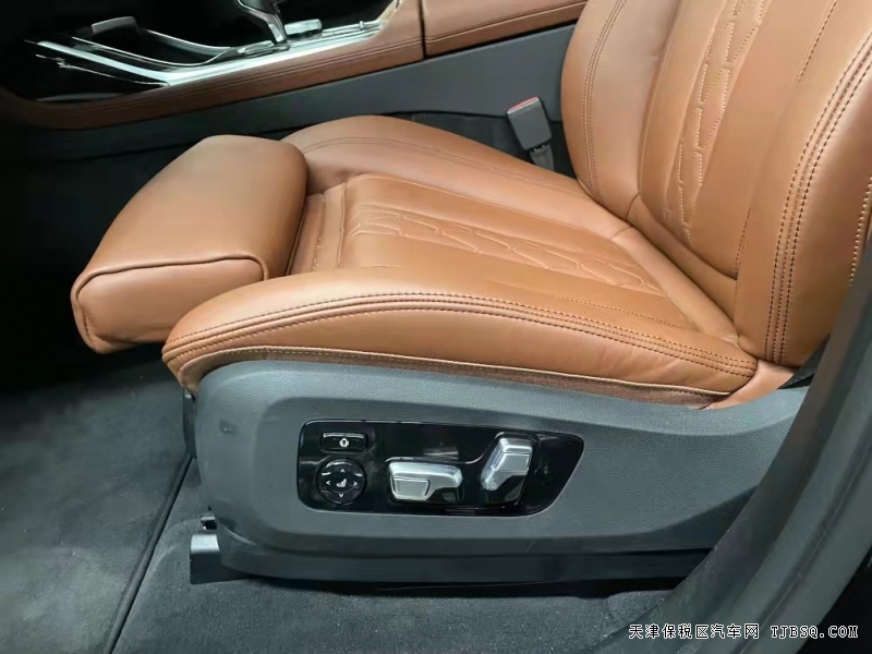 林肯领航员  3.5T 四驱 长轴  豪华内饰最低价格