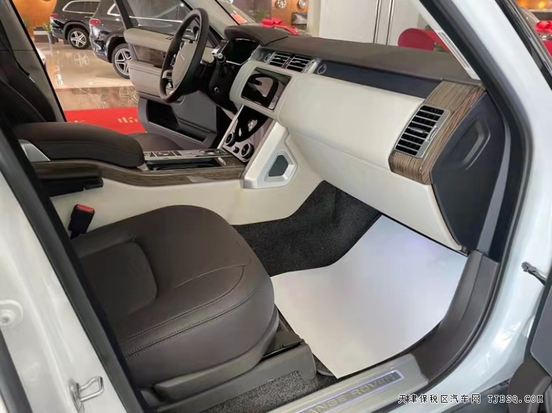 20款路虎揽胜行政 Vogue 加长版特惠报价144万抢购