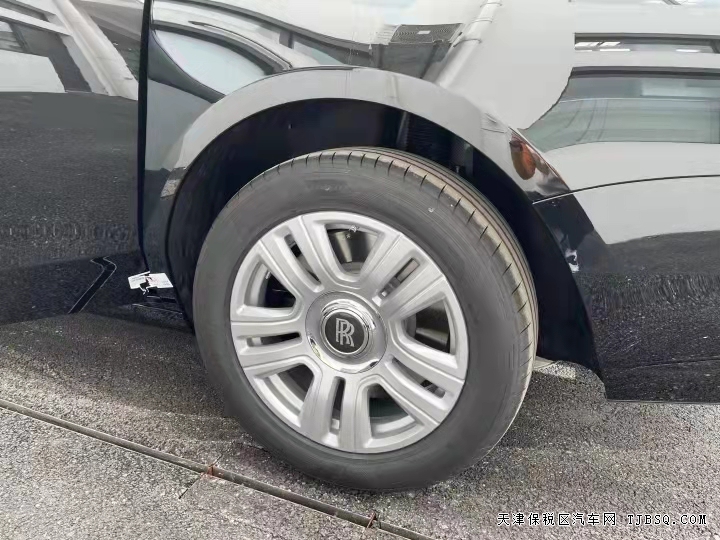  21款劳斯莱斯古斯特   经典传承 奢华别致