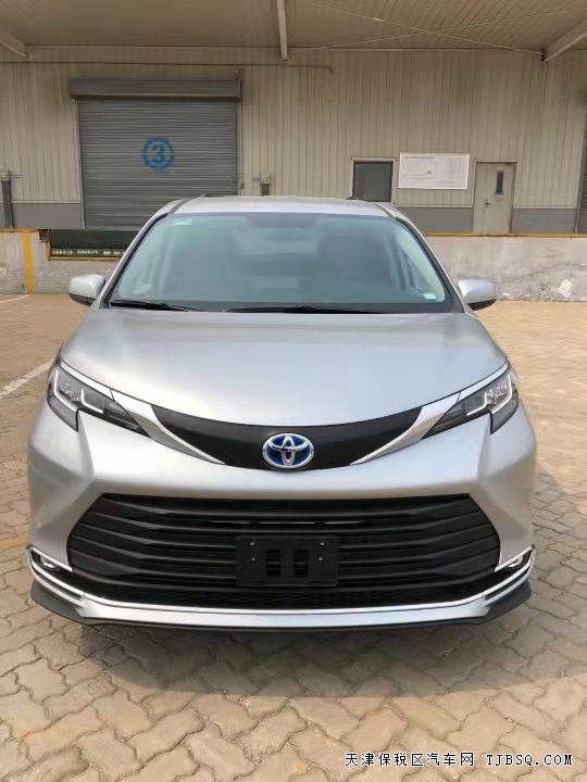 21款丰田塞纳 惊喜价40万限时送好礼