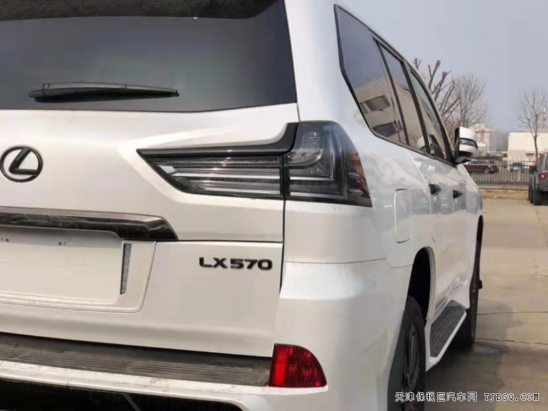 21款 雷克萨斯LX570  黑曜版  现车特惠买到就是赚到