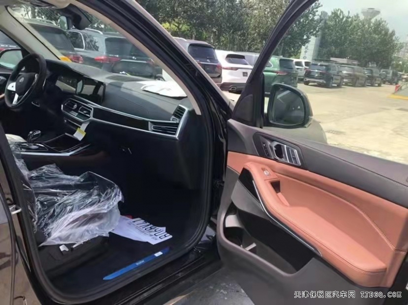 21款 宝马X7 现车优惠12月让利购车