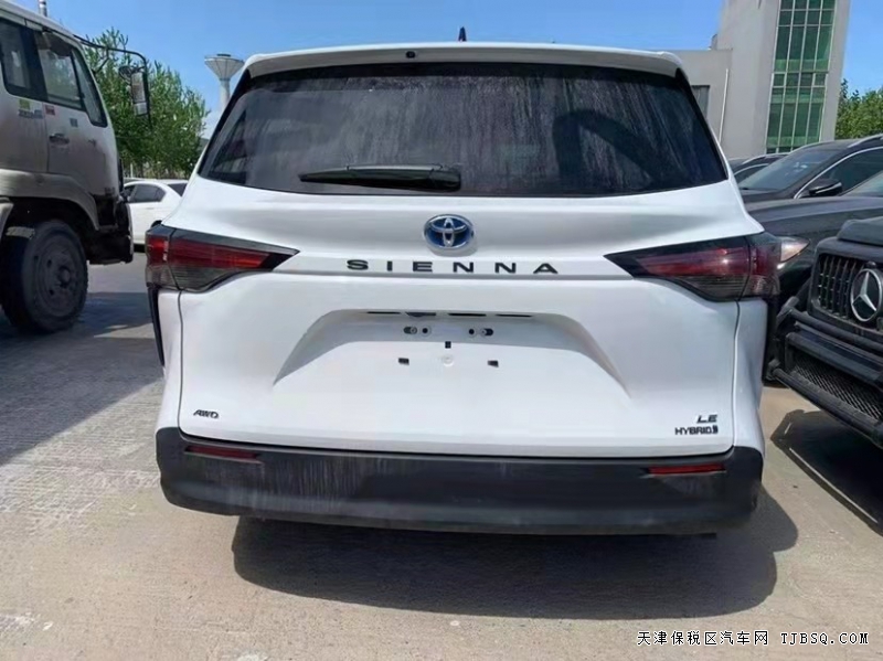 21款丰田塞纳 2.5 油电混合四驱LE 天津港大降价
