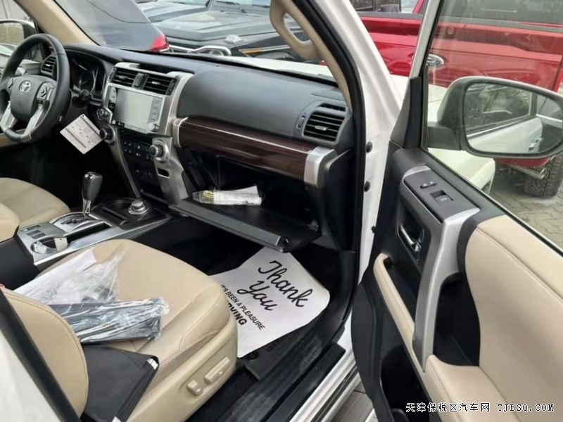 21款丰田超霸  4.0 LTD  年底让利优惠多