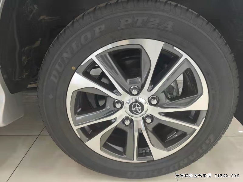 20款丰田酷路泽4500柴油 GXR 现车钜惠特价