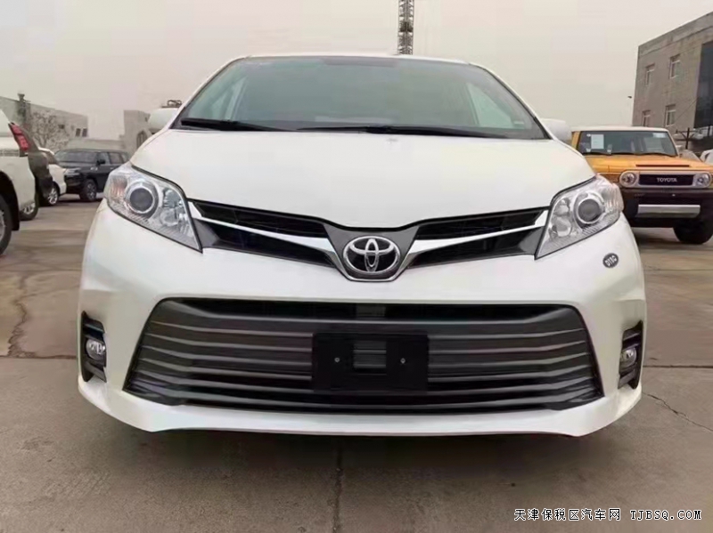 20款 丰田塞纳3.5L七座两驱真皮座椅  津港大降价