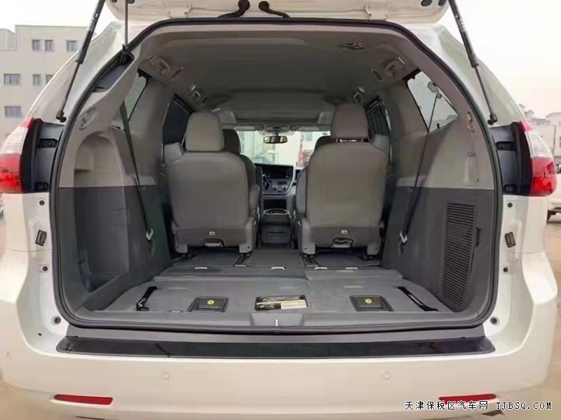 20款 丰田塞纳3.5L七座两驱真皮座椅  津港大降价