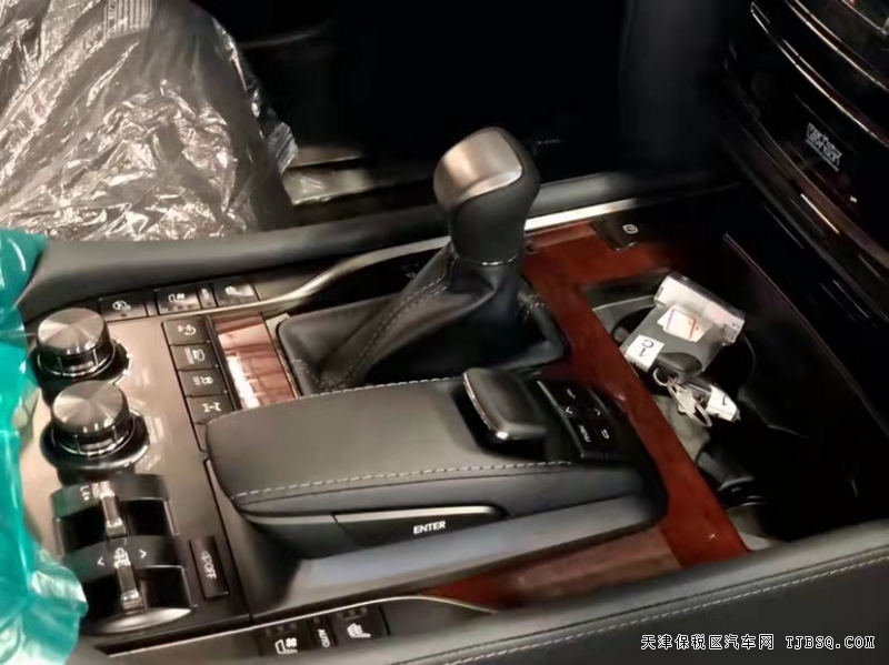 21款雷克萨斯LX570美版八座 现车随时提优惠多