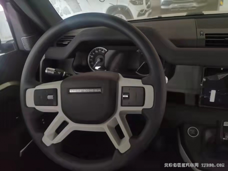 21款路虎卫士 110  港口批发价直销