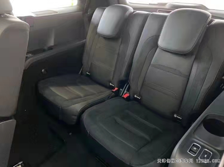微信图片_20211215141900.jpg 2021款奔驰GLS63 加版降价处理