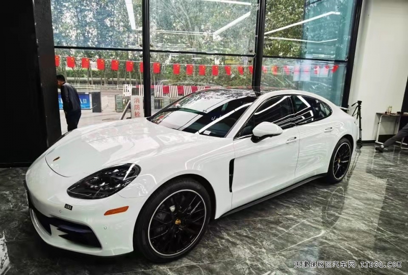 20款保时捷帕拉梅拉 现车港口钜惠酬宾