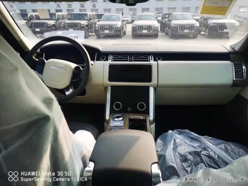 20款路虎揽胜VOGUE加长版 港口现车在售特价137万