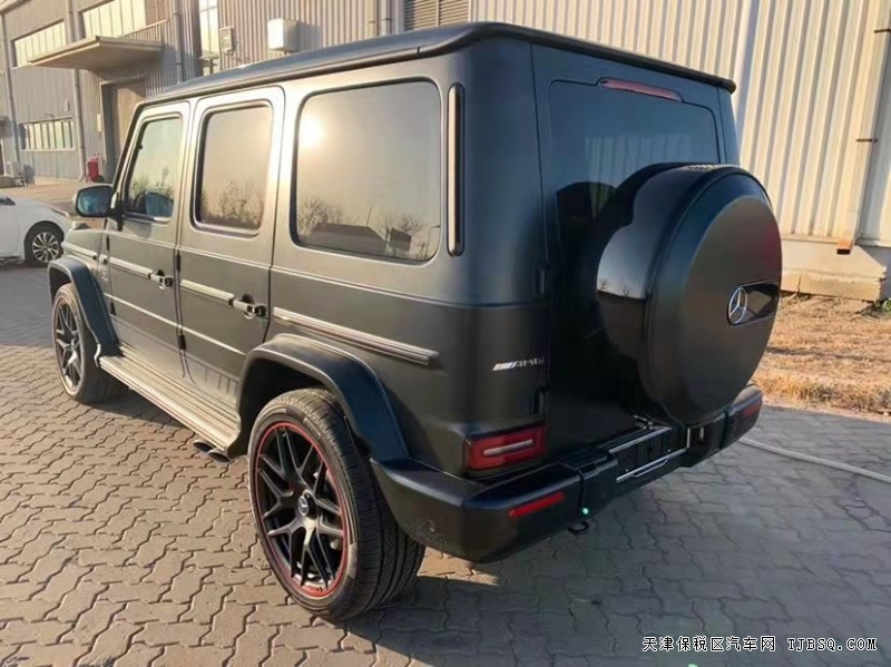 微信图片_20211216155434.jpg 21款 奔驰G63 霸气动感 年终裸利特惠