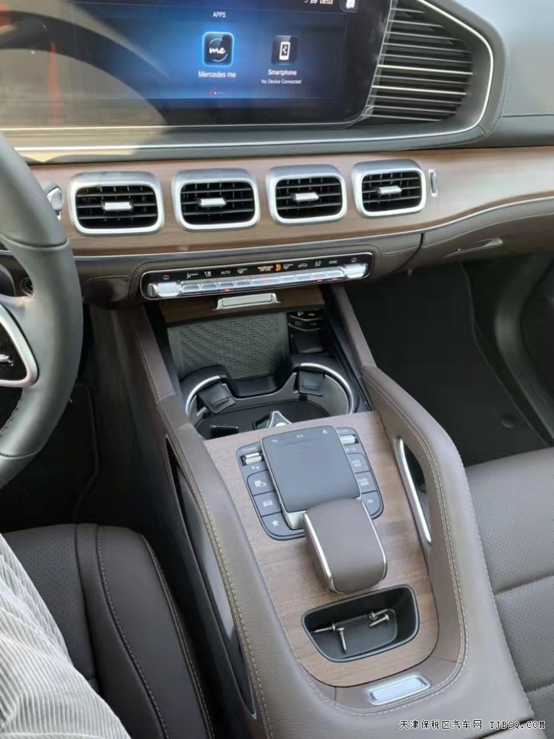 微信图片_20211217115520.jpg 2021款奔驰GLE450 天津港现车特惠秒杀