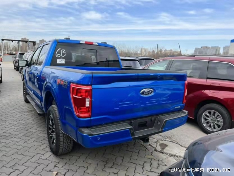 微信图片_20211220113906.jpg 纯进口21款福特F150XLT 皮卡现车报价