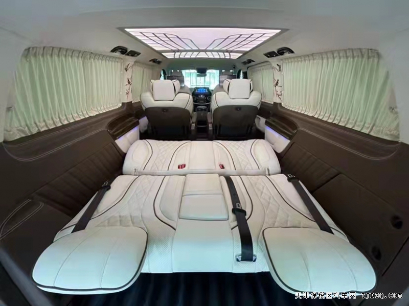 微信图片_20211220114824.jpg 奔驰威霆改装商务车 年终大促优惠多